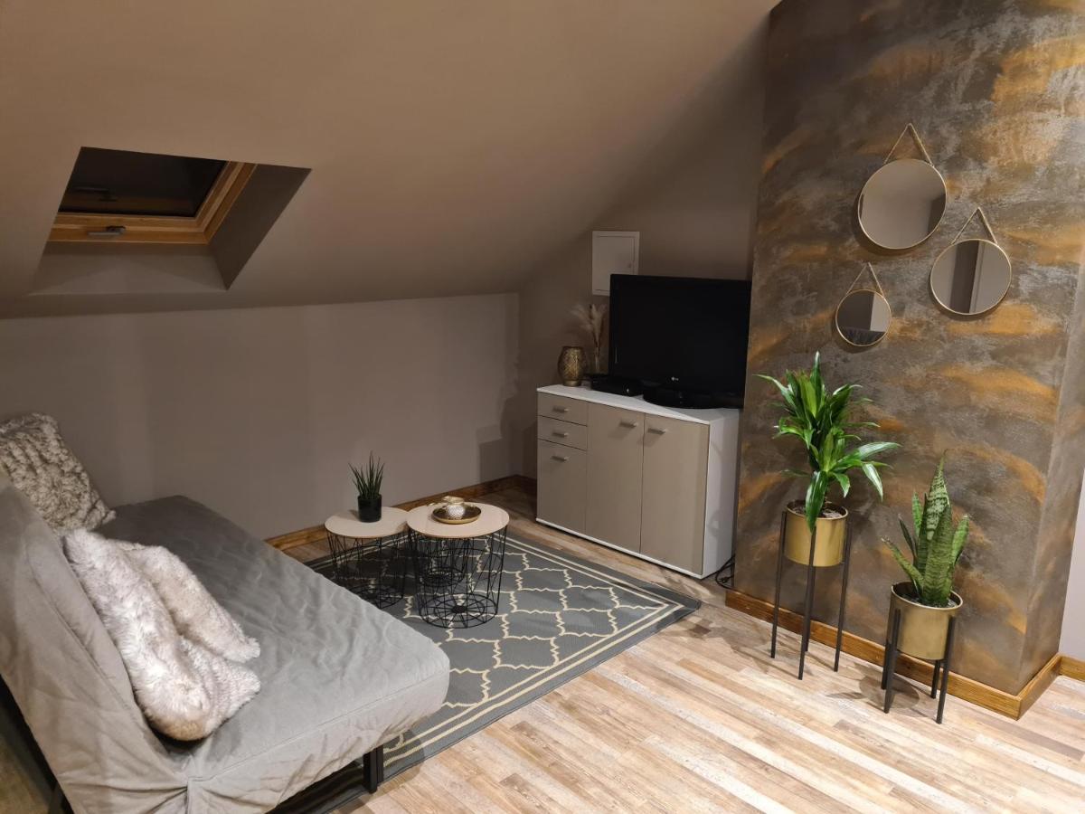 Ferienwohnung Lilith Brilon Bagian luar foto