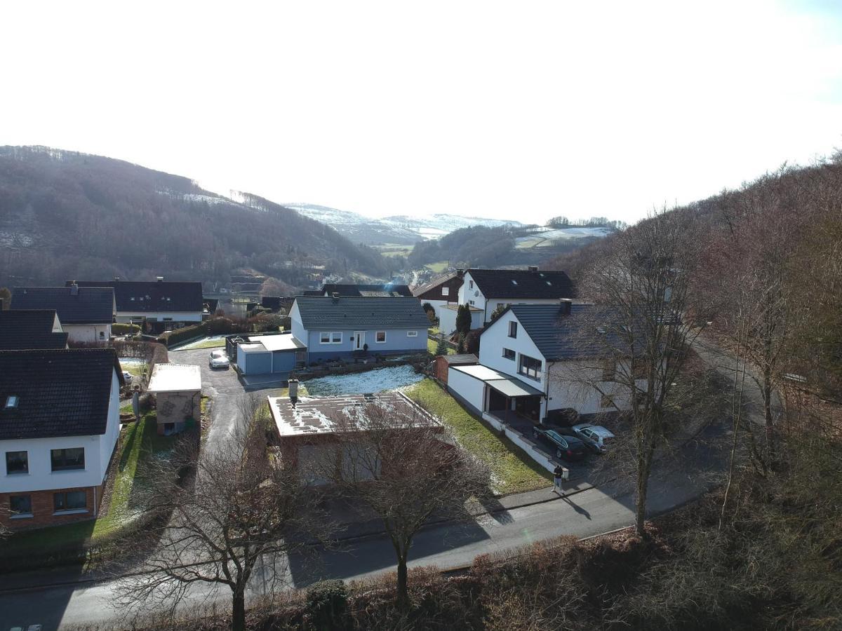 Ferienwohnung Lilith Brilon Bagian luar foto